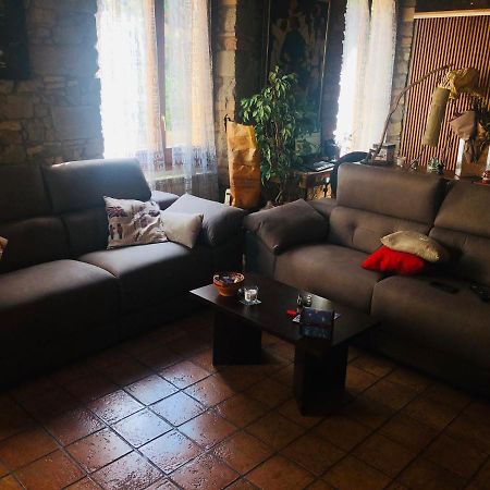 Apartmán Habitacio Polivalent Al Centre De Manresa Exteriér fotografie